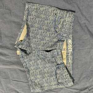 Cute patterned jean shorts